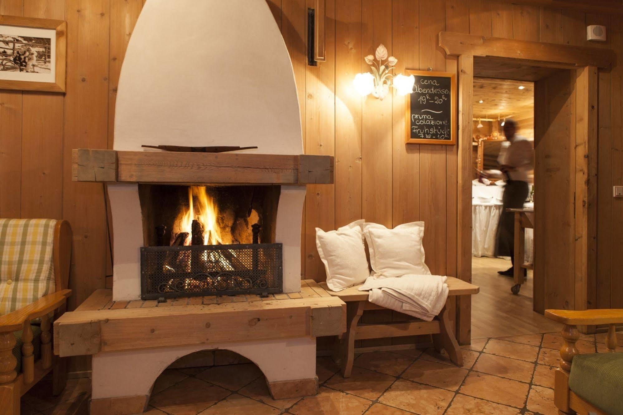 Dependance Hotel Mareo Dolomites サン・ヴィジリオ・ディ・マレッベ エクステリア 写真